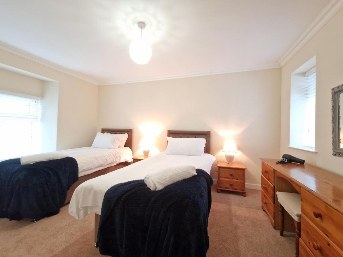 Lewis Gethin House, Newly Renovated Cottage Sleeps 9, Close To Bike Park Wales Merthyr Tydfil Exteriör bild