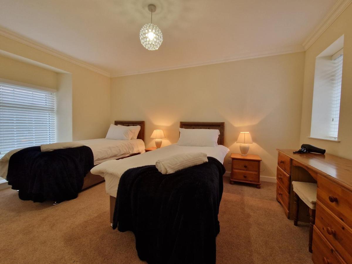 Lewis Gethin House, Newly Renovated Cottage Sleeps 9, Close To Bike Park Wales Merthyr Tydfil Exteriör bild